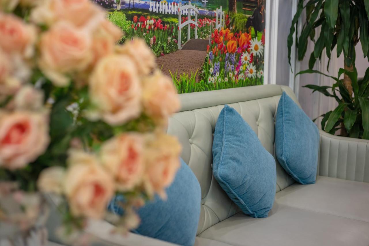 Blau Hotel Ханой Екстериор снимка